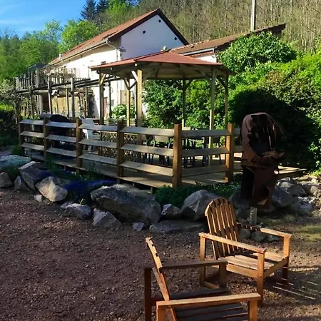 Maison D'une Avec Vue Sur La Ville Piscine Privee Et Sauna A Montagne