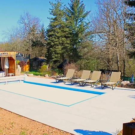 Maison D'une Avec Vue Sur La Ville Piscine Privee Et Sauna A Montagne Holiday home