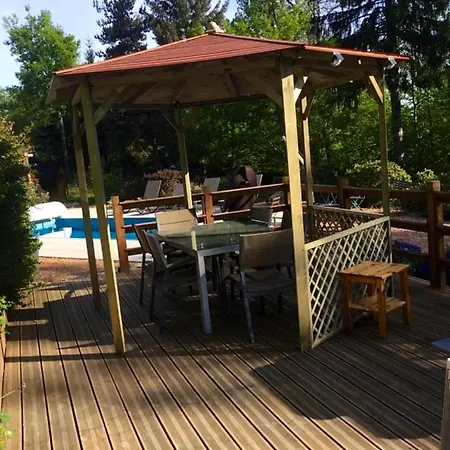 Holiday home Maison D'une Avec Vue Sur La Ville Piscine Privee Et Sauna A Montagne Chatel-Montagne